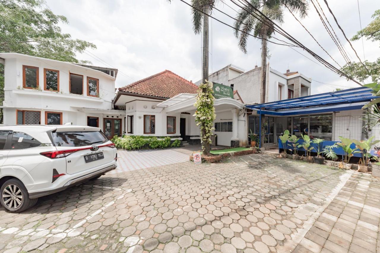 Hotel O Bandung Near Stadion Siliwangi Formerly The Ethnic Hotel Bandung Exterior photo