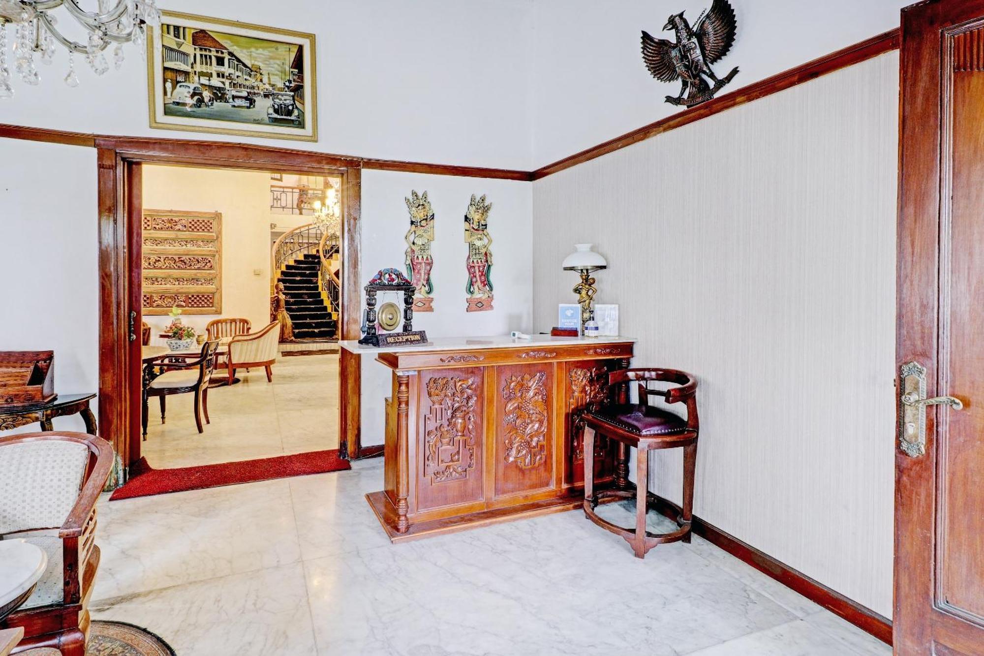 Hotel O Bandung Near Stadion Siliwangi Formerly The Ethnic Hotel Bandung Exterior photo
